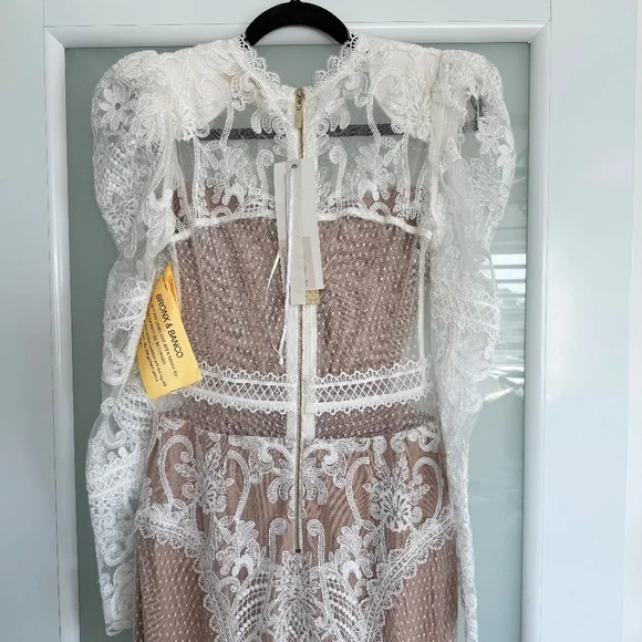 NWT, Bronx & Banco Barocco Swiss Gown - Picture 7 of 12